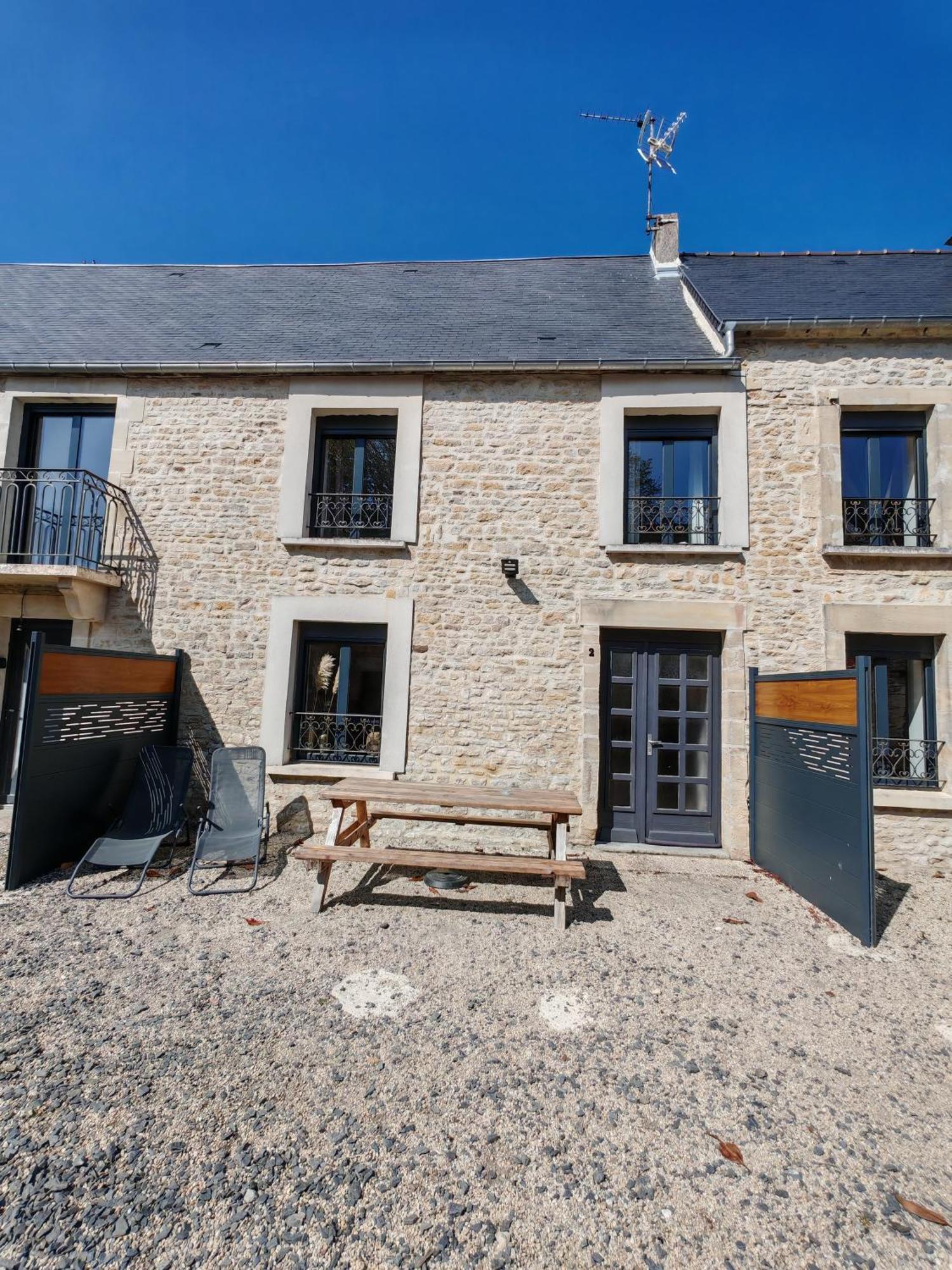 Le Domaine De La Gentilhommiere Situee Entre Bayeux Et Arromanches Les Bains Ferienhaus *