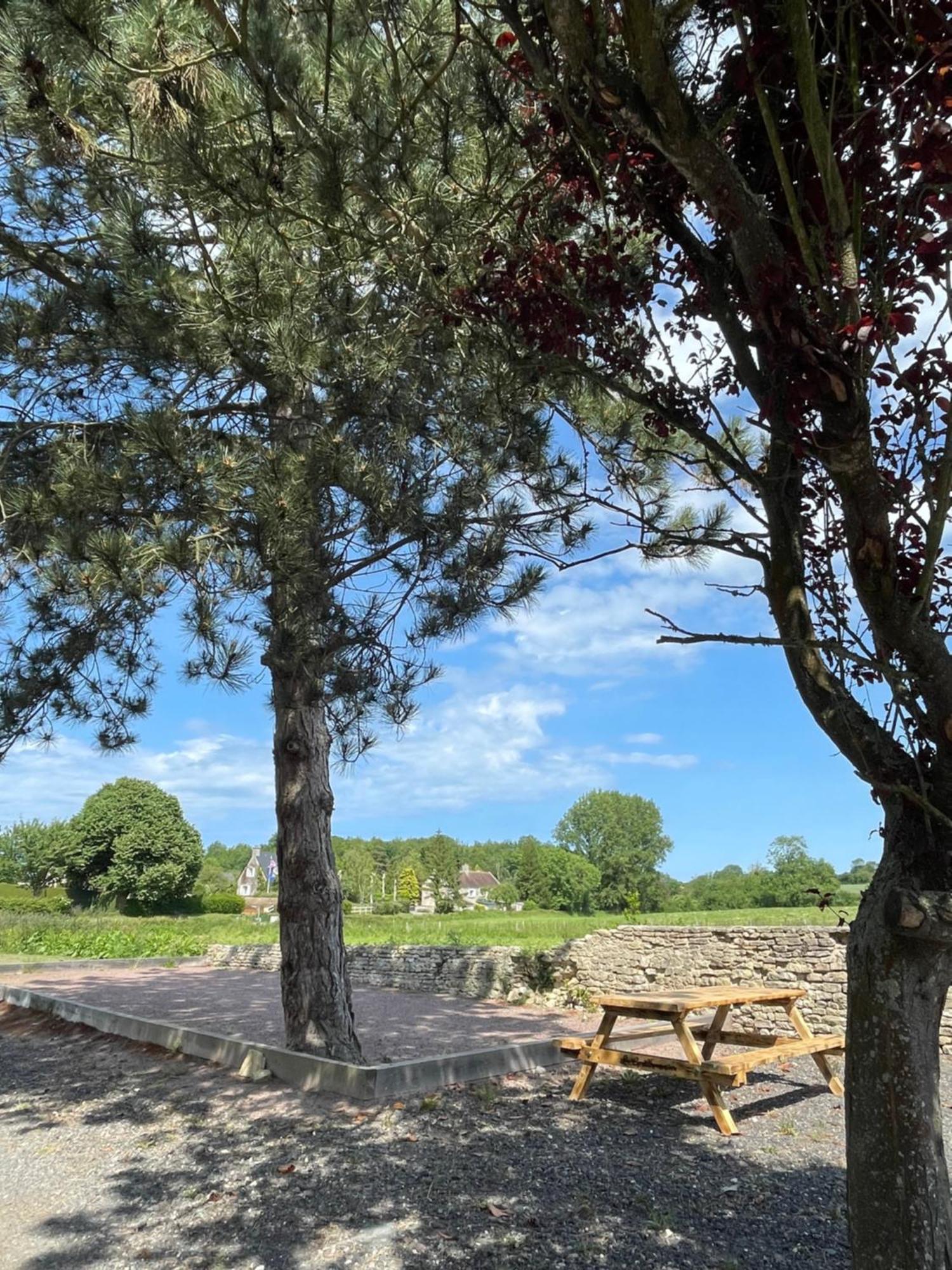 Le Domaine De La Gentilhommiere Situee Entre Bayeux Et Arromanches Les Bains Hébergement de vacances *